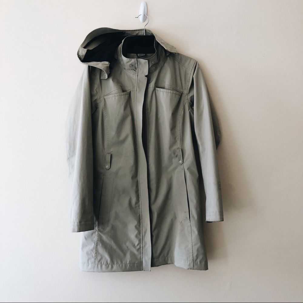 REI RAIN TRENCHCOAT